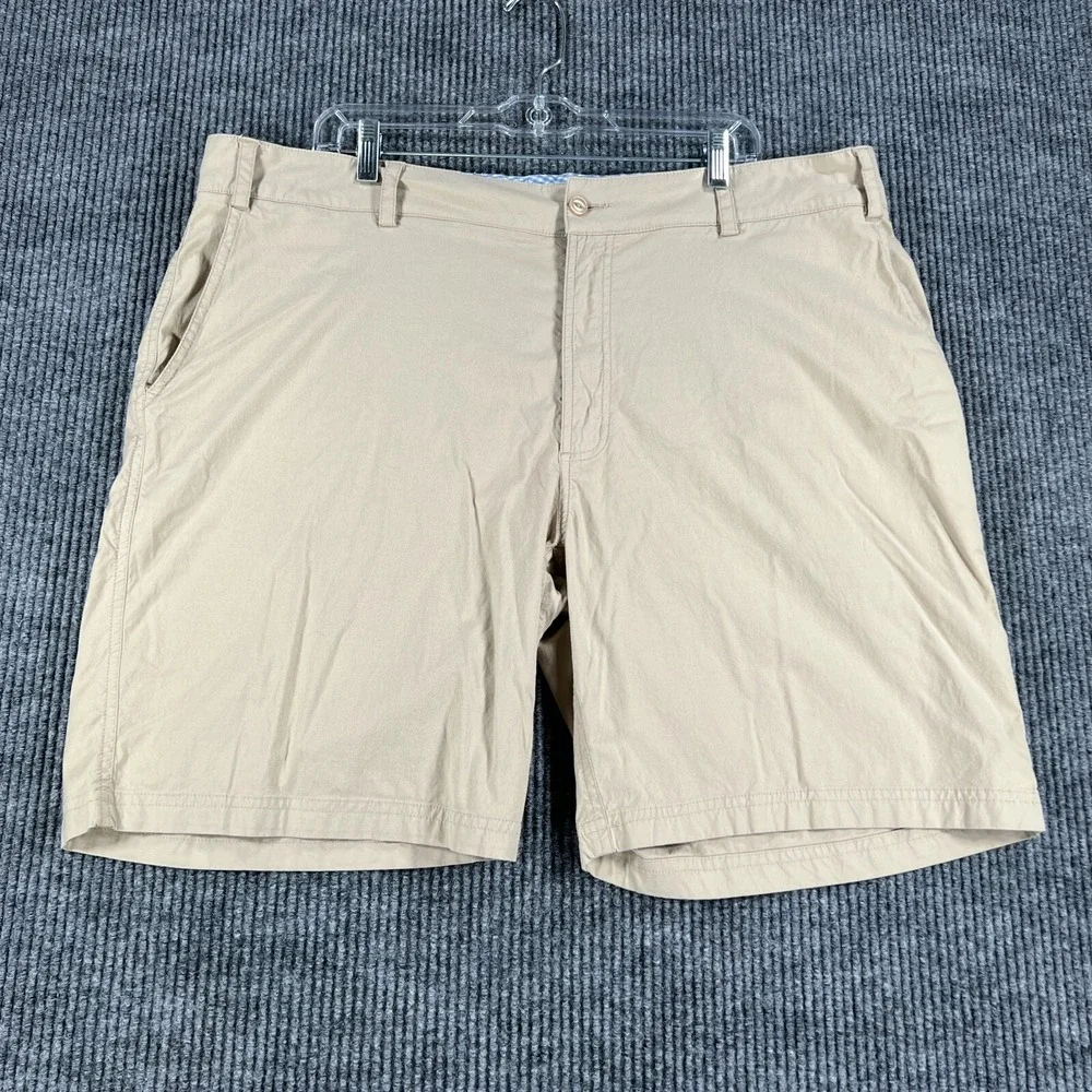 Tasc Performance Shorts Mens Size 42 Beige Chino Bamboo Blend‎ Casual Golf